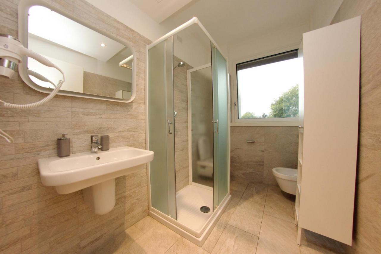 Be Apartments Brembo Milão Quarto foto